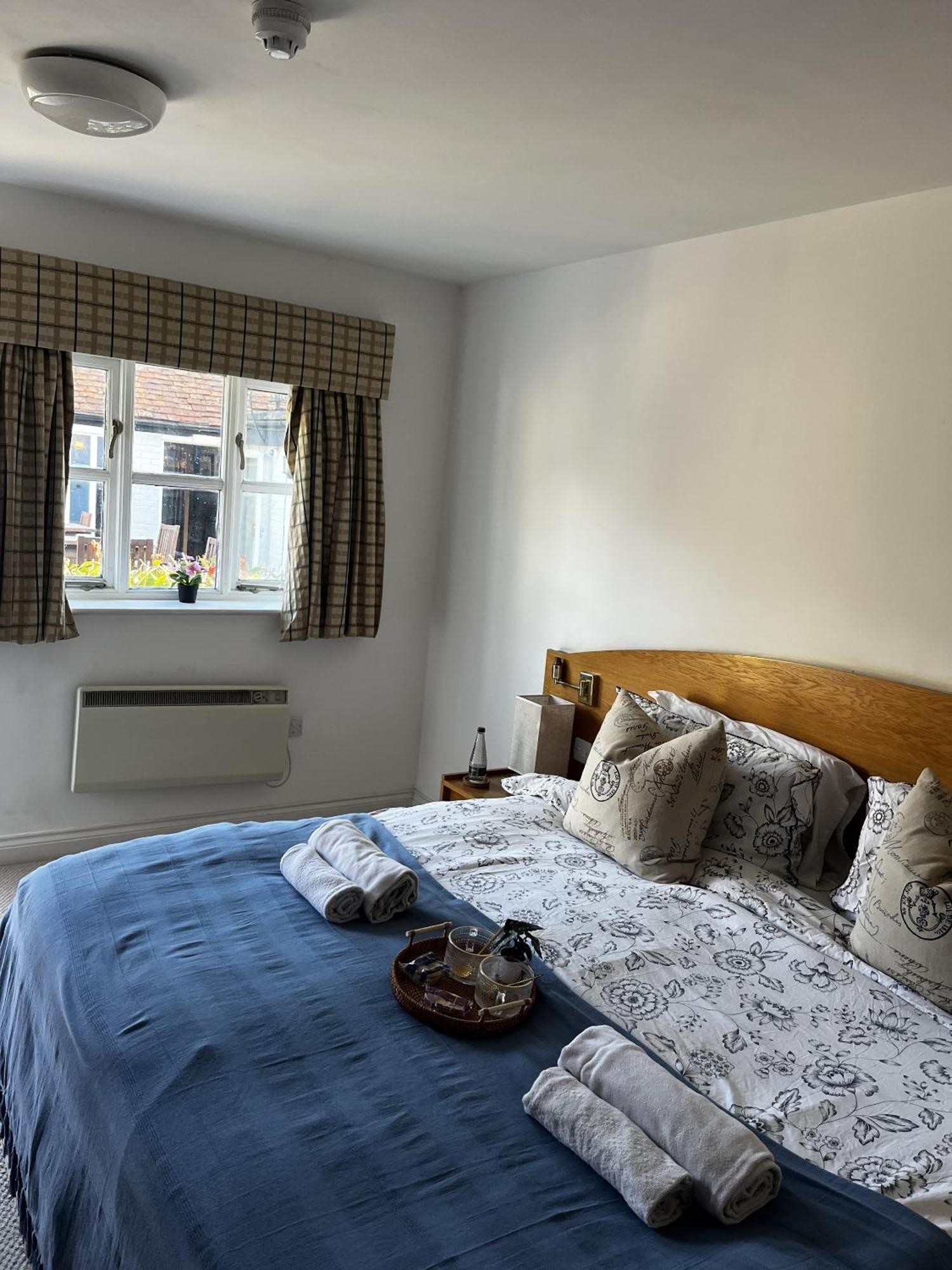 The Cherry Tree Abingdon-on-Thames Extérieur photo