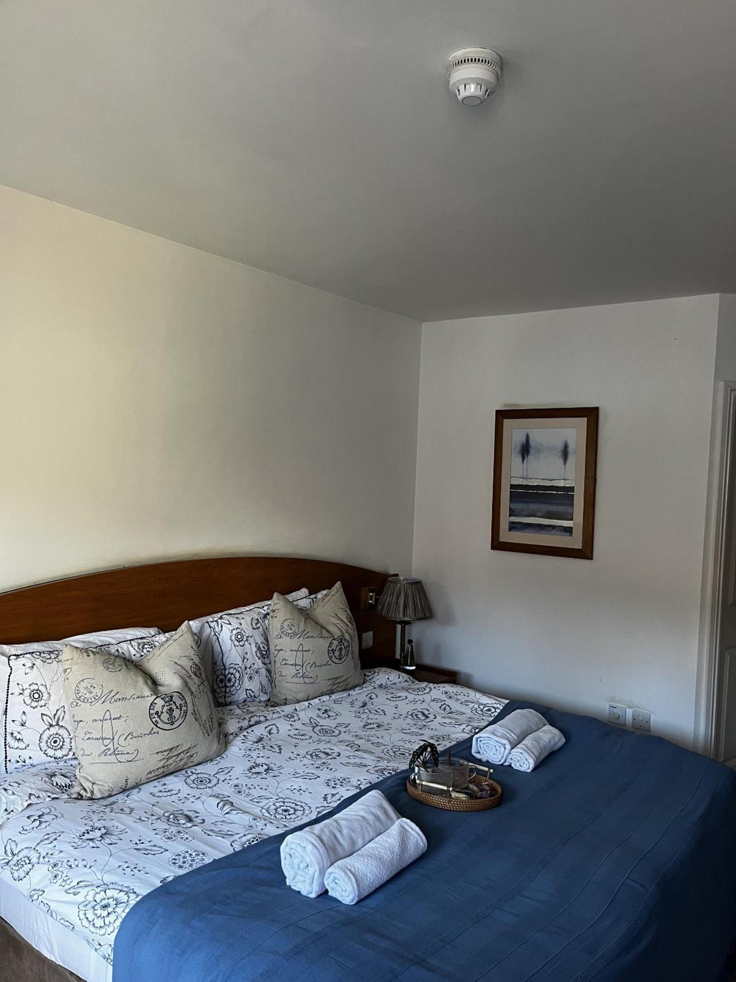 The Cherry Tree Abingdon-on-Thames Extérieur photo