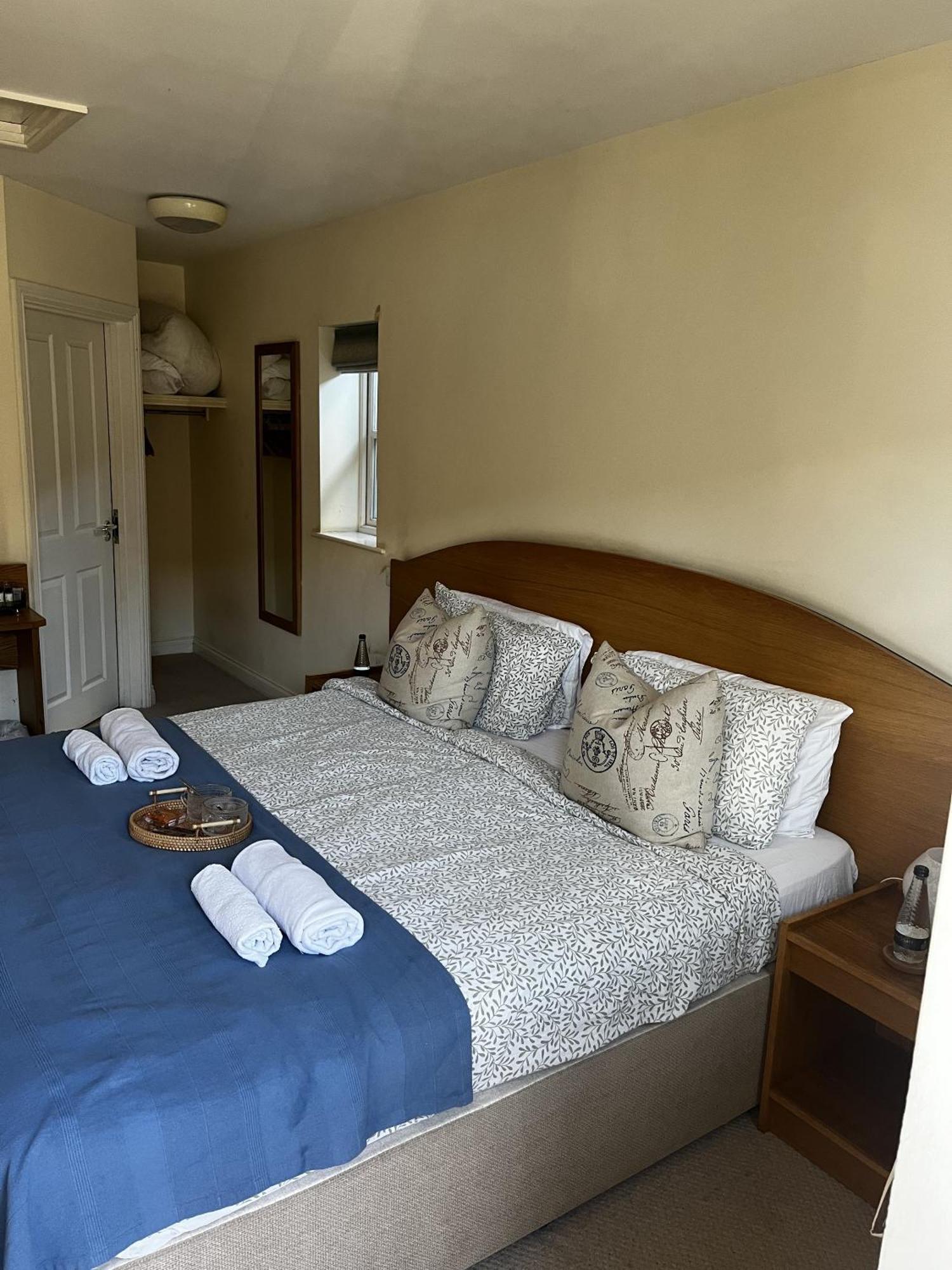 The Cherry Tree Abingdon-on-Thames Extérieur photo